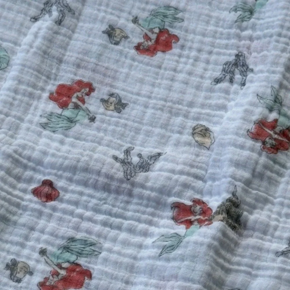 aden anais Disney Little Mermaid Muslin Swaddle Blanket Ariel White Cotton 40x40